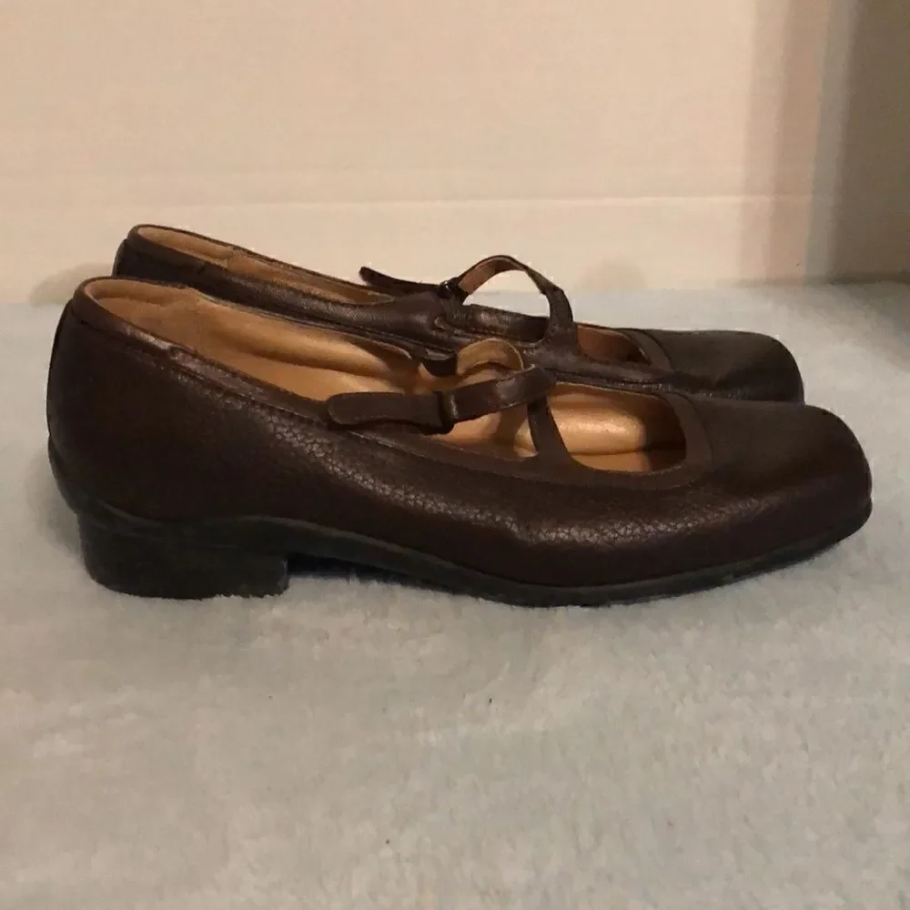 Aravon MaryJane Shoe